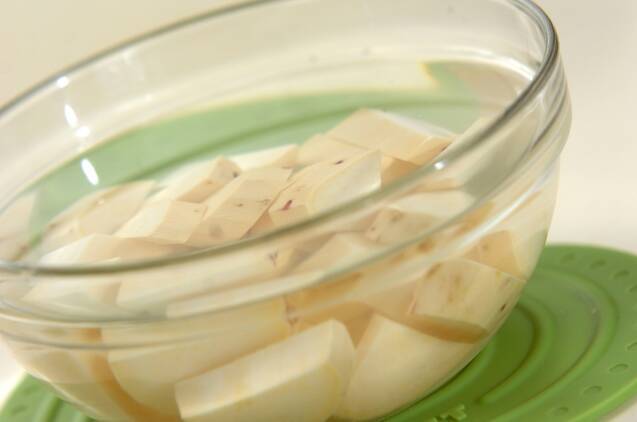 サツマイモのオレンジ煮茶巾の作り方の手順1