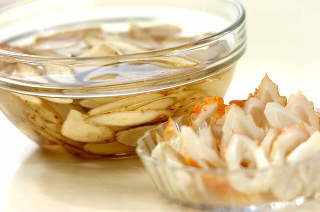 ゴボウとちくわのワサビマヨサラダの作り方の手順1