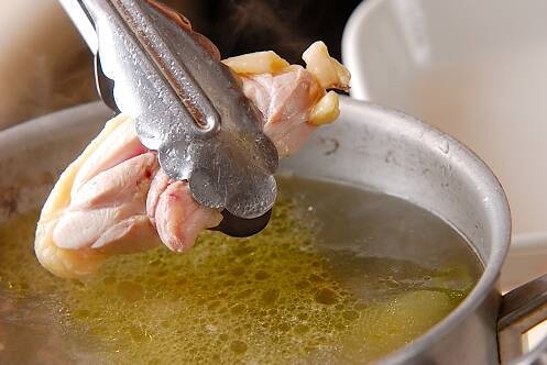 鶏の水炊きの作り方の手順1