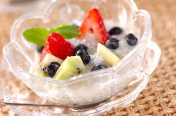 フルーツたっぷりのタピオカココナッツミルク