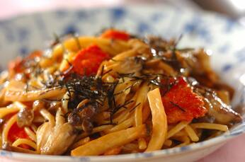 サーモンとキノコの照り焼きクリームパスタ