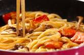 サーモンとキノコの照り焼きクリームパスタの作り方4