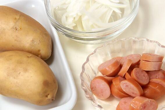 ジャーマンポテサラダの作り方の手順1