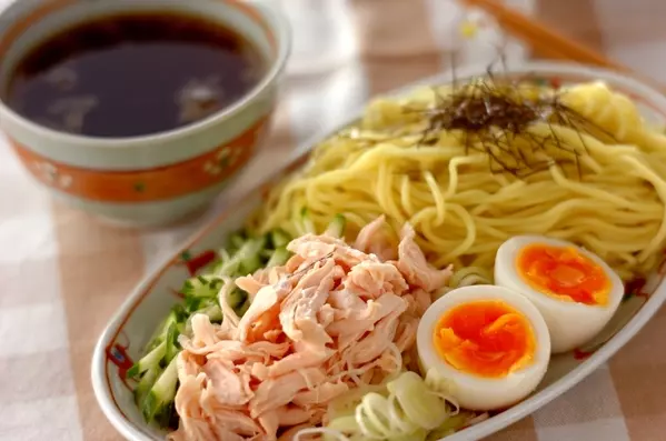 麺つゆで本格！鶏だしの冷やしつけ麺