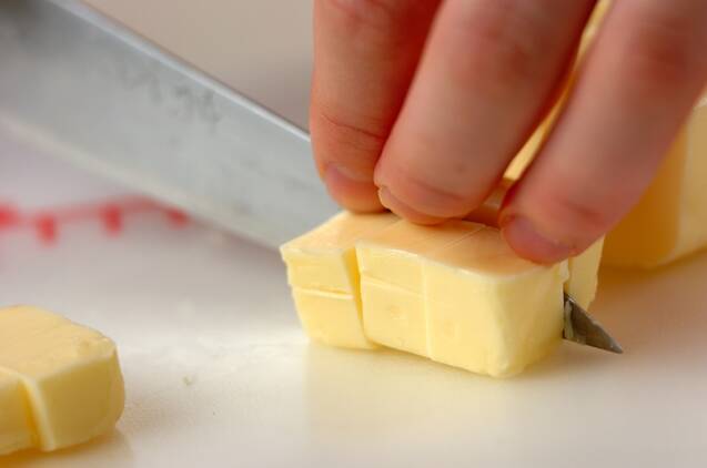 さわやかな酸味！本格レモンタルトの作り方の手順1