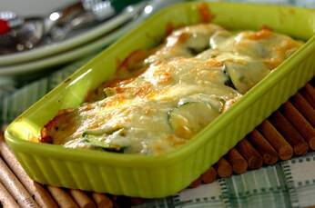 ズッキーニのバジルチーズ焼き