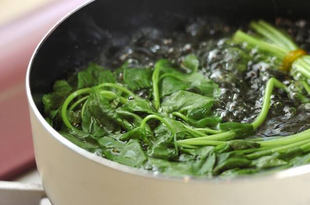 市販品活用で簡単！恵方巻きの作り方の手順1