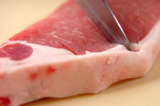 本当に美味しい定番のカツ丼の作り方の手順1