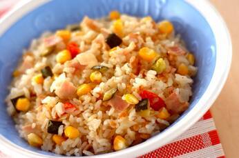 夏野菜の炊き込みピラフ