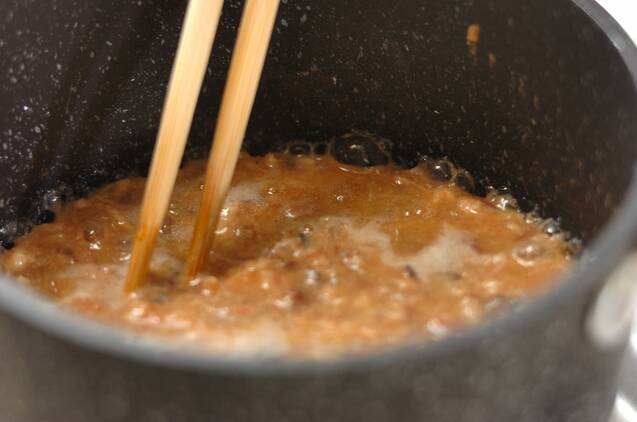缶詰でおばんざい！サバ缶そぼろ丼の作り方の手順2
