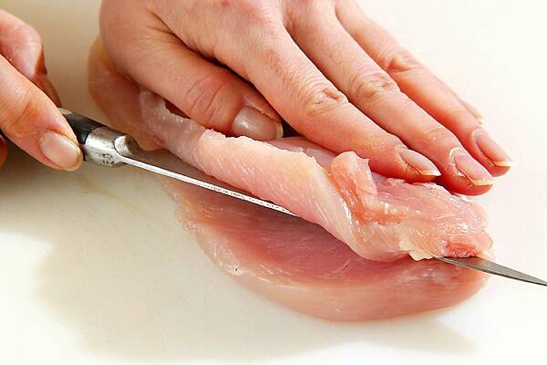 鶏むね肉のチーズ焼きの作り方の手順1