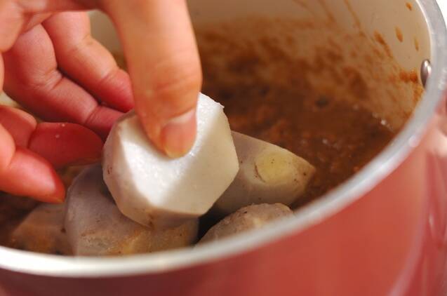 里芋のそぼろあんの作り方の手順3