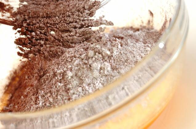 ショコラマドレーヌの作り方の手順4