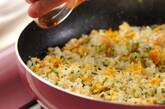 フライパン1つで出来る！　ふっくらパラパラチャーハンの作り方5
