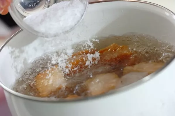 米ぬかで下茹で!トロトロ豚の角煮の作り方1