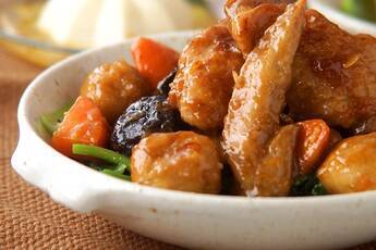 手羽先と野菜の煮物