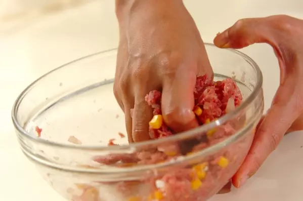 肉詰めゴーヤの作り方1