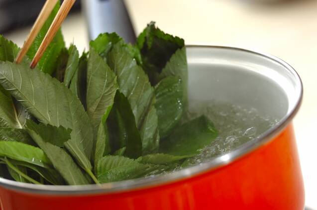 モロヘイヤの梅和えの作り方の手順2