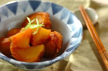 ジャガイモの煮っころがし