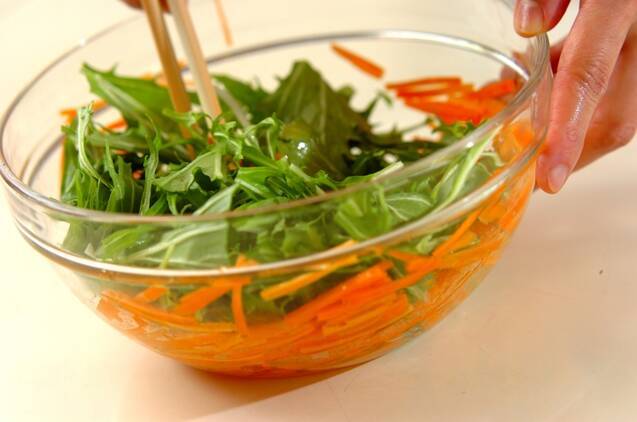 水菜とニンジンのサラダの作り方の手順3