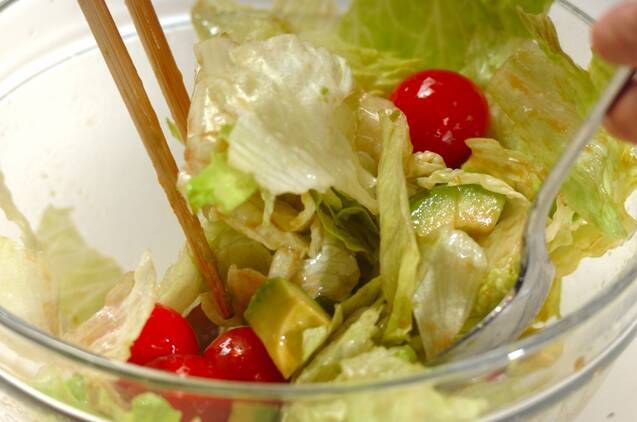 アボカドの和風サラダの作り方の手順2