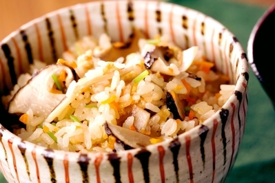 秋のごちそう 松茸ご飯 レシピ 作り方 E レシピ 料理のプロが作る簡単レシピ