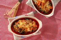 ホウレン草とハムのトマトソース焼き