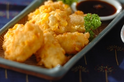 トウモロコシと豆腐の落とし揚げ 副菜 レシピ 作り方 E レシピ 料理のプロが作る簡単レシピ