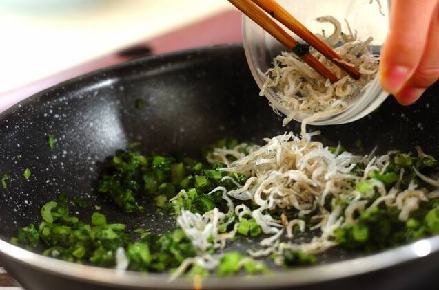 小松菜の混ぜご飯の作り方の手順2