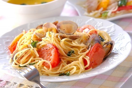 アサリとトマトのパスタ