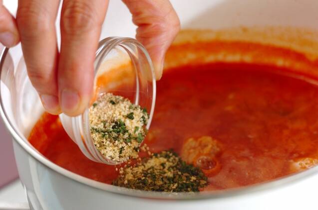 鮭の中骨缶と豆のトマト煮の作り方の手順4
