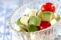 チーズとトマトのコロコロサラダ