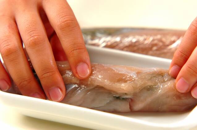 ささ身の梅シソロールの作り方の手順4