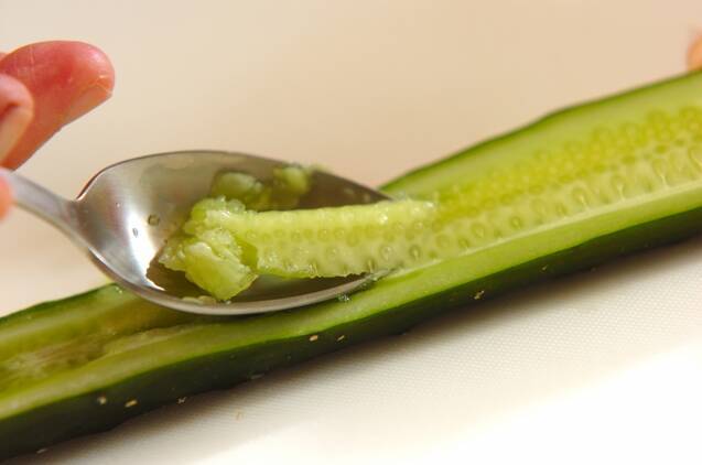 キュウリの簡単ピクルスの作り方の手順1