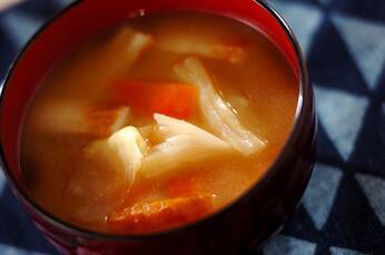 キャベツのみそ汁