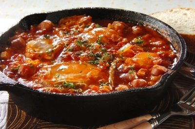 落とし卵入りトマトソースのレシピ 作り方 E レシピ 料理のプロが作る簡単レシピ