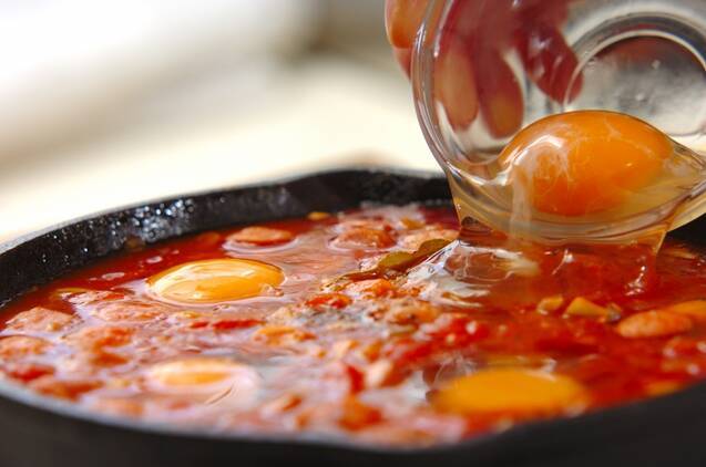 シャクシュカ風 落とし卵入りトマトソース by 山下和美さんの作り方の手順4