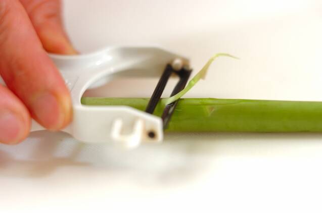 焼きアスパラのお浸しの作り方の手順1