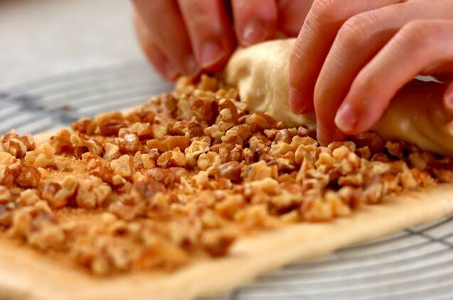 メープルナッツロールの作り方の手順6