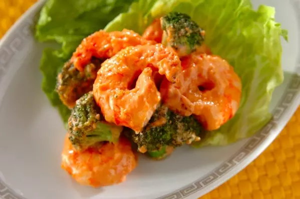 エビとブロッコリーのオーロラソース