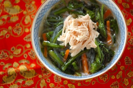 春菊とささ身の春雨スープ