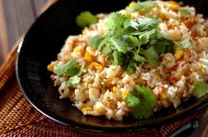 ナンプラー香る！パクチーたっぷりエスニックチャーハン by 池田 絵美さん