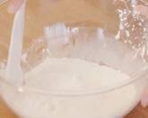 かぼちゃ生地でスティックパンとシナモンロールの作り方2