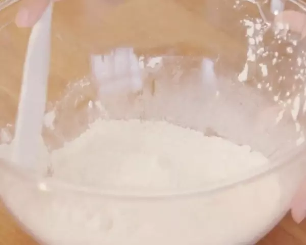 かぼちゃ生地でスティックパンとシナモンロールの作り方2