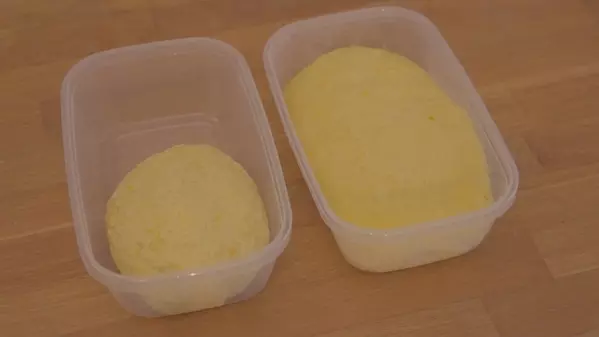 かぼちゃ生地でスティックパンとシナモンロールの作り方4