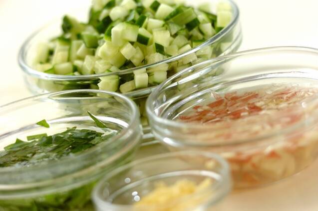 キュウリとショウガのだしの作り方の手順1