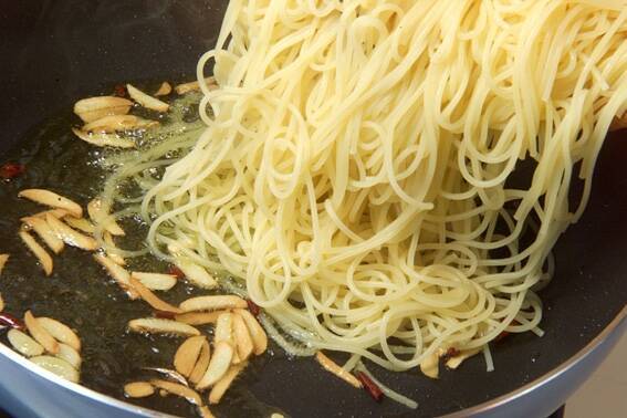 ペペロンチーノの作り方の手順5
