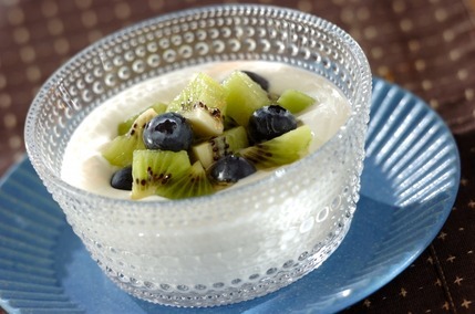 クリーミーフルーツヨーグルト