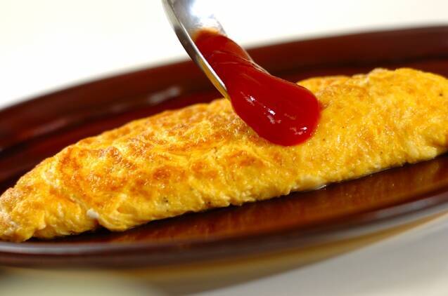 簡単！たっぷりチーズのふわふわオムレツ　by 杉本 亜希子さんの作り方の手順4