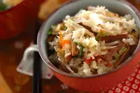 ゼンマイの炊き込みご飯